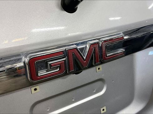Used 2019 GMC Acadia SLE AWD/4WD image 29