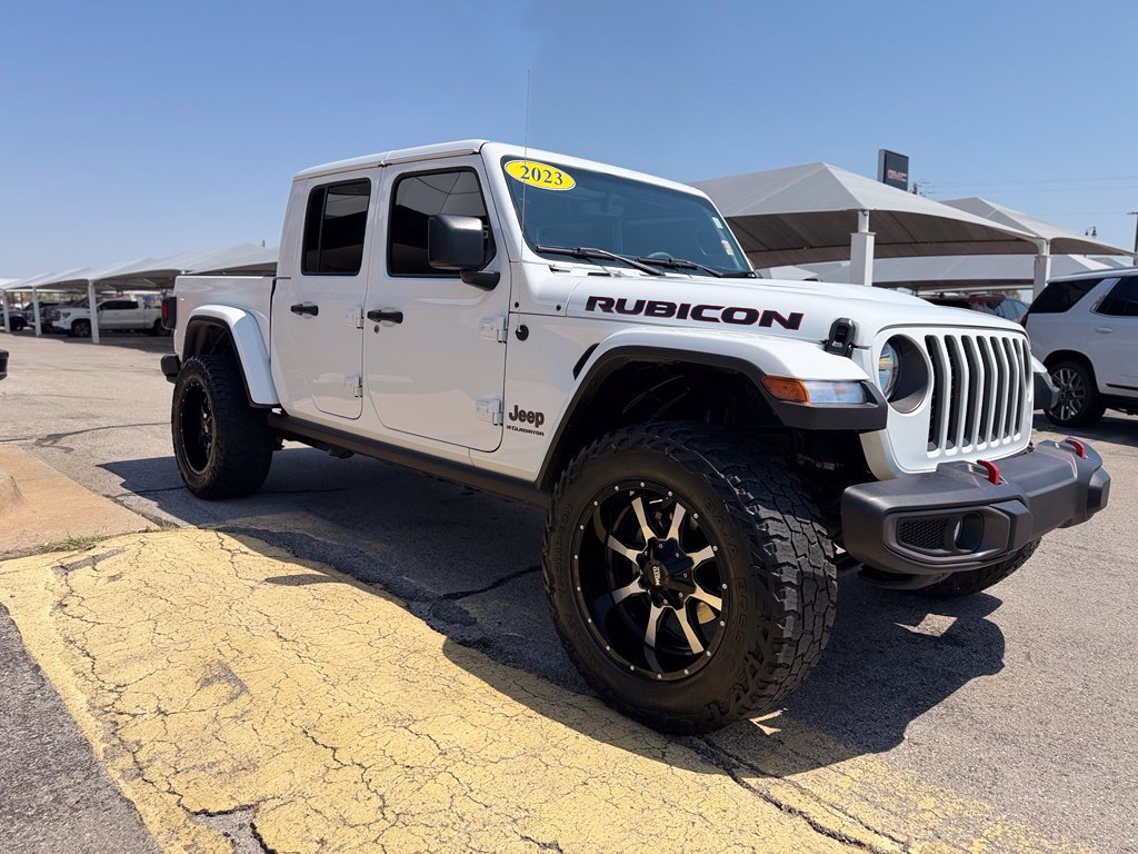 Used 2023 Jeep Gladiator Rubicon w/ Cold Weather Group AWD/4WD image 3