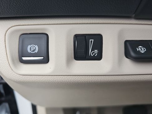 Used 2023 GMC Acadia Denali w/ Denali Ultimate Package image 26