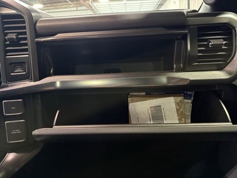 Used 2025 Ford F150 Lariat image 24