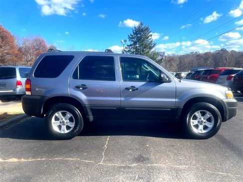 Used 2007 Ford Escape XLT image 4