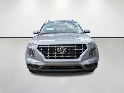 New 2026 Hyundai Venue SEL FWD image 3