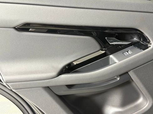 New 2026 Land Rover Range Rover Evoque S image 21
