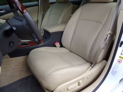 Used 2009 Lexus ES 350 FWD image 19