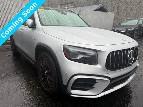 Used 2024 Mercedes-Benz GLB 35 AMG 4MATIC image 1