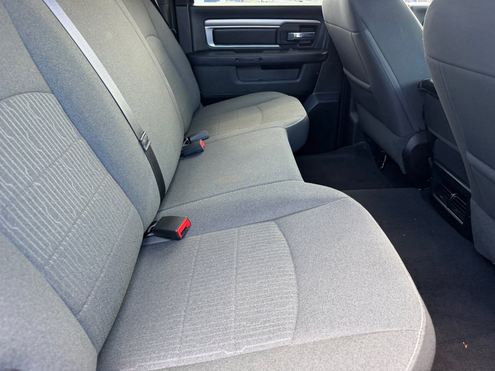 Used 2022 RAM 1500 Warlock AWD/4WD image 16