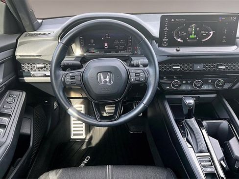 Used 2023 Honda Accord Sport image 8