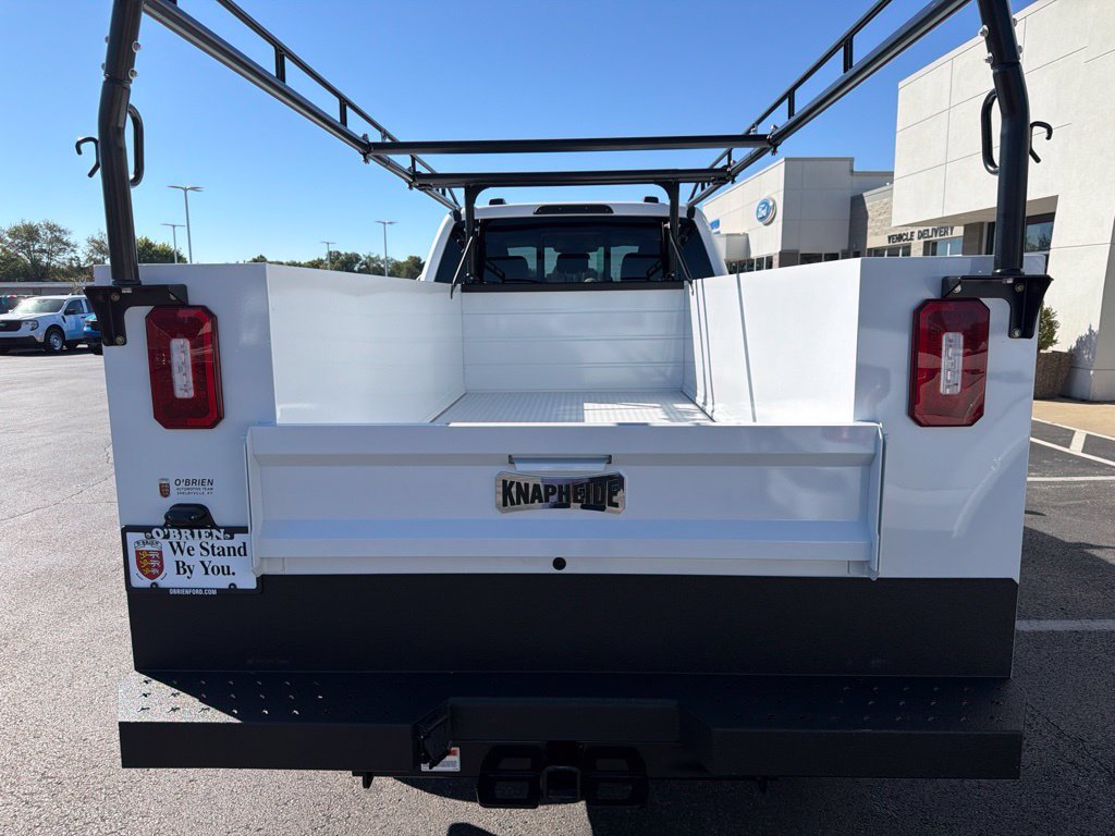 New 2027 Ford F350 XL w/ XL Chrome Package AWD/4WD image 4