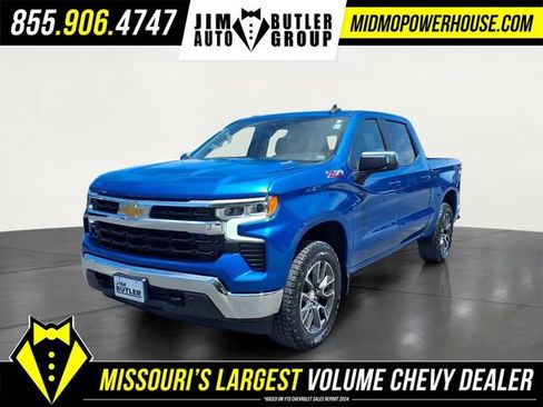 Used 2022 Chevrolet Silverado 1500 LT AWD/4WD image 1