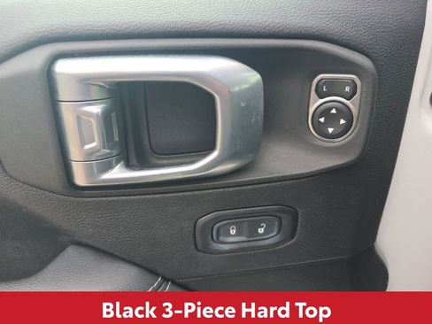 Used 2021 Jeep Gladiator Overland w/ Popular Equipment Package image 20