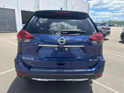 Used 2020 Nissan Rogue SL w/ Premium Package AWD/4WD image 11