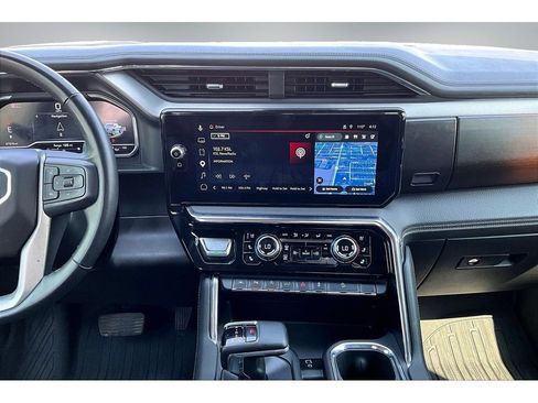 Used 2025 GMC Sierra 1500 Denali w/ Technology Package AWD/4WD image 10