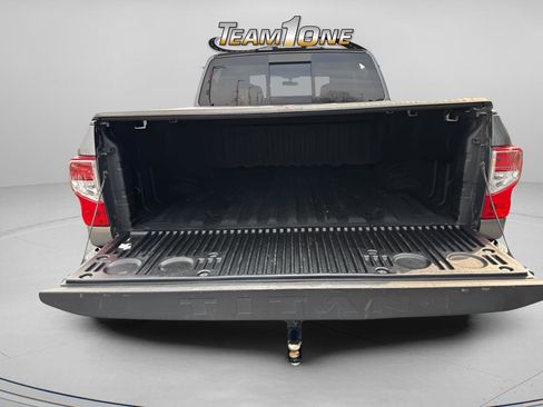 Used 2018 Nissan Titan S w/ S Utility Package image 37