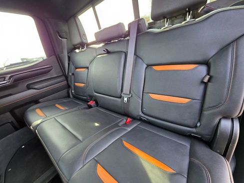 Used 2023 GMC Sierra 1500 AT4 w/ Technology Package image 16