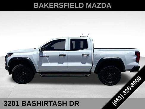 Used 2024 Chevrolet Colorado Trail Boss w/ Technology Package AWD/4WD image 3
