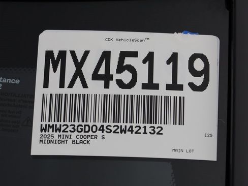 Certified 2025 MINI Cooper S image 22