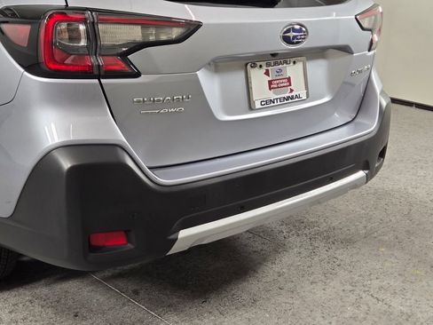 Used 2024 Subaru Outback Limited AWD/4WD image 7