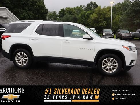 Used 2018 Chevrolet Traverse LT FWD image 1