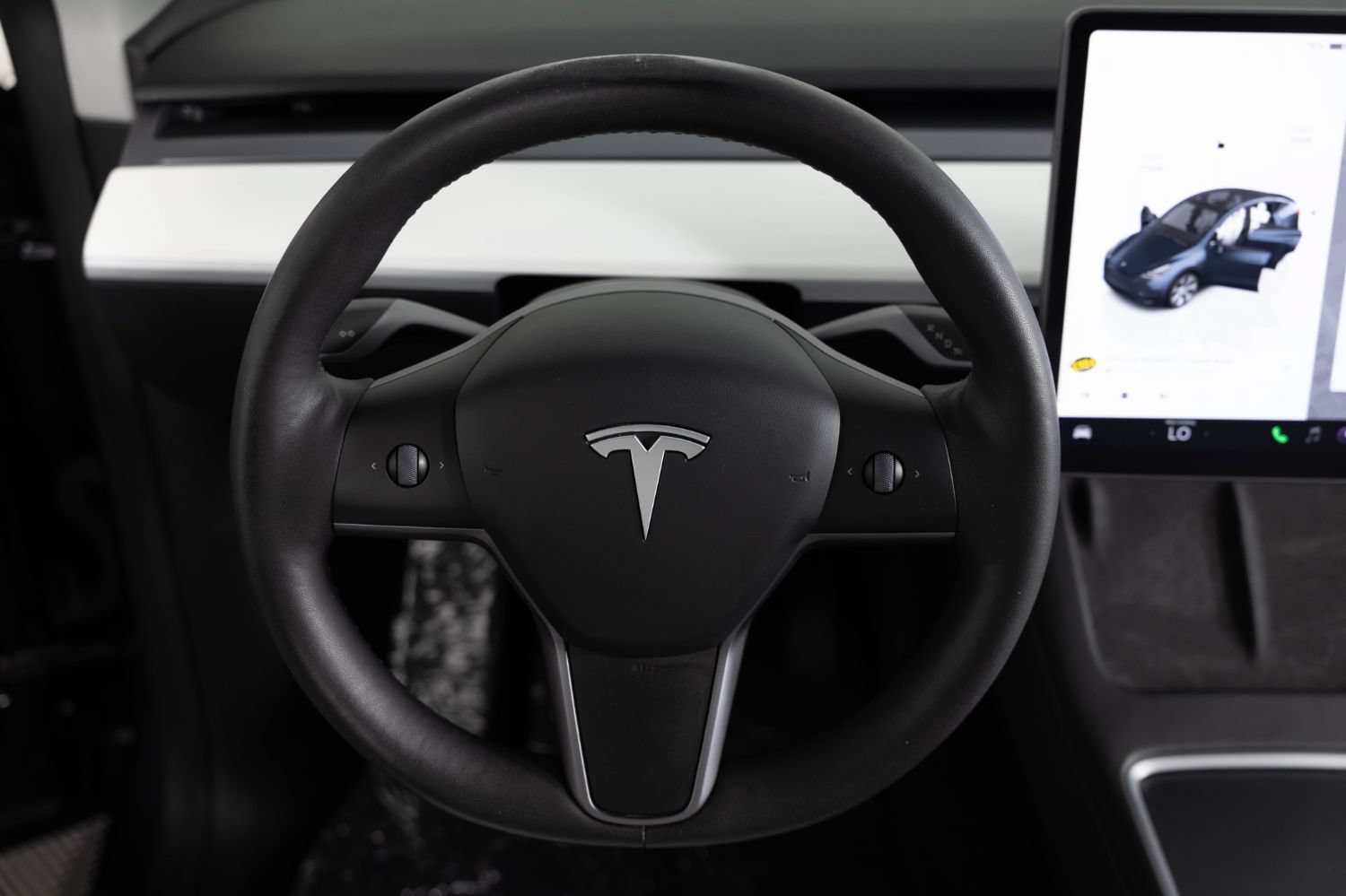 Used 2024 Tesla Model Y Long Range AWD/4WD image 30