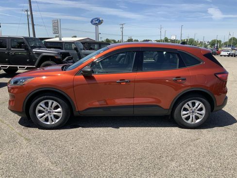 Used 2020 Ford Escape S FWD image 5