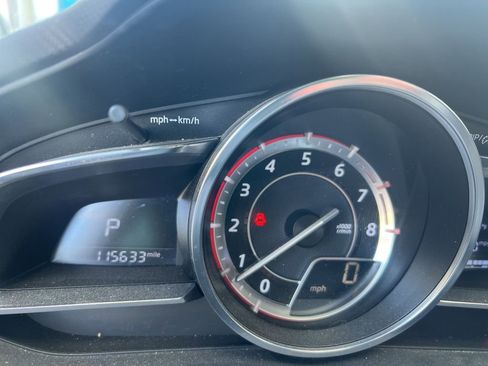 Used 2014 MAZDA MAZDA3 s Grand Touring image 11