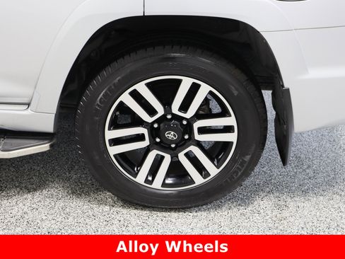 Used 2018 Toyota 4Runner Limited image 10