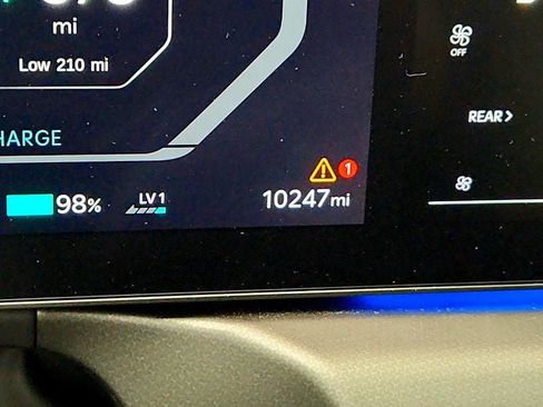 Used 2024 Kia EV9 GT-Line AWD/4WD image 12