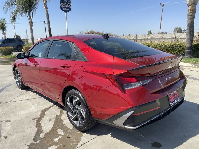 Used 2025 Hyundai Elantra Sport FWD image 6