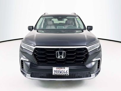 Certified 2025 Honda Pilot Elite