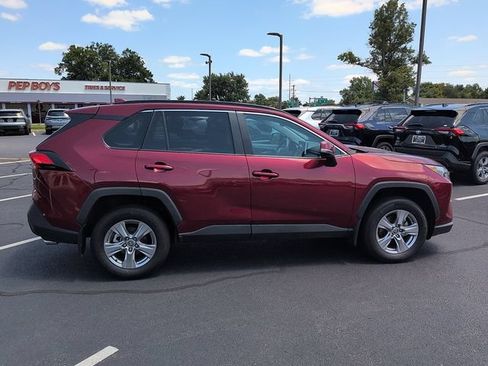 Certified 2025 Toyota RAV4 XLE FWD image 8