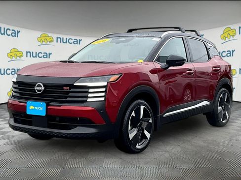 Used 2025 Nissan Kicks SR w/ SR Premium Package image 3