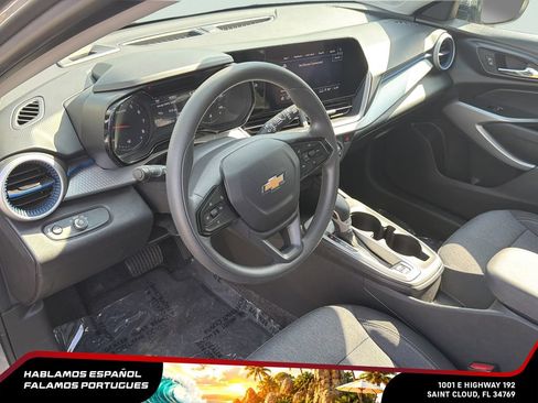 Used 2024 Chevrolet Trax LS w/ LS Convenience Package FWD image 15