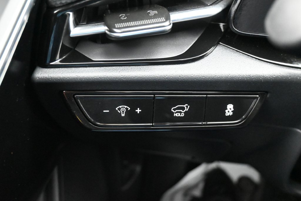 Used 2025 Kia Niro Wind w/ Wind Preserve Package FWD image 19
