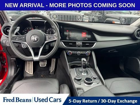Used 2019 Alfa Romeo Giulia Ti Sport w/ Quick Order Package 22S Sport image 12