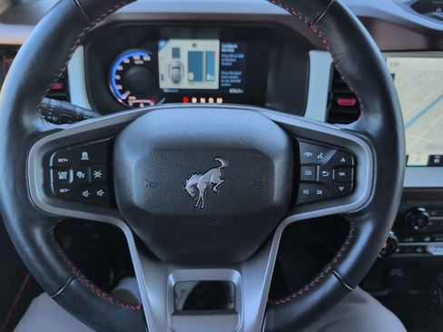 Used 2024 Ford Bronco Heritage Edition image 16