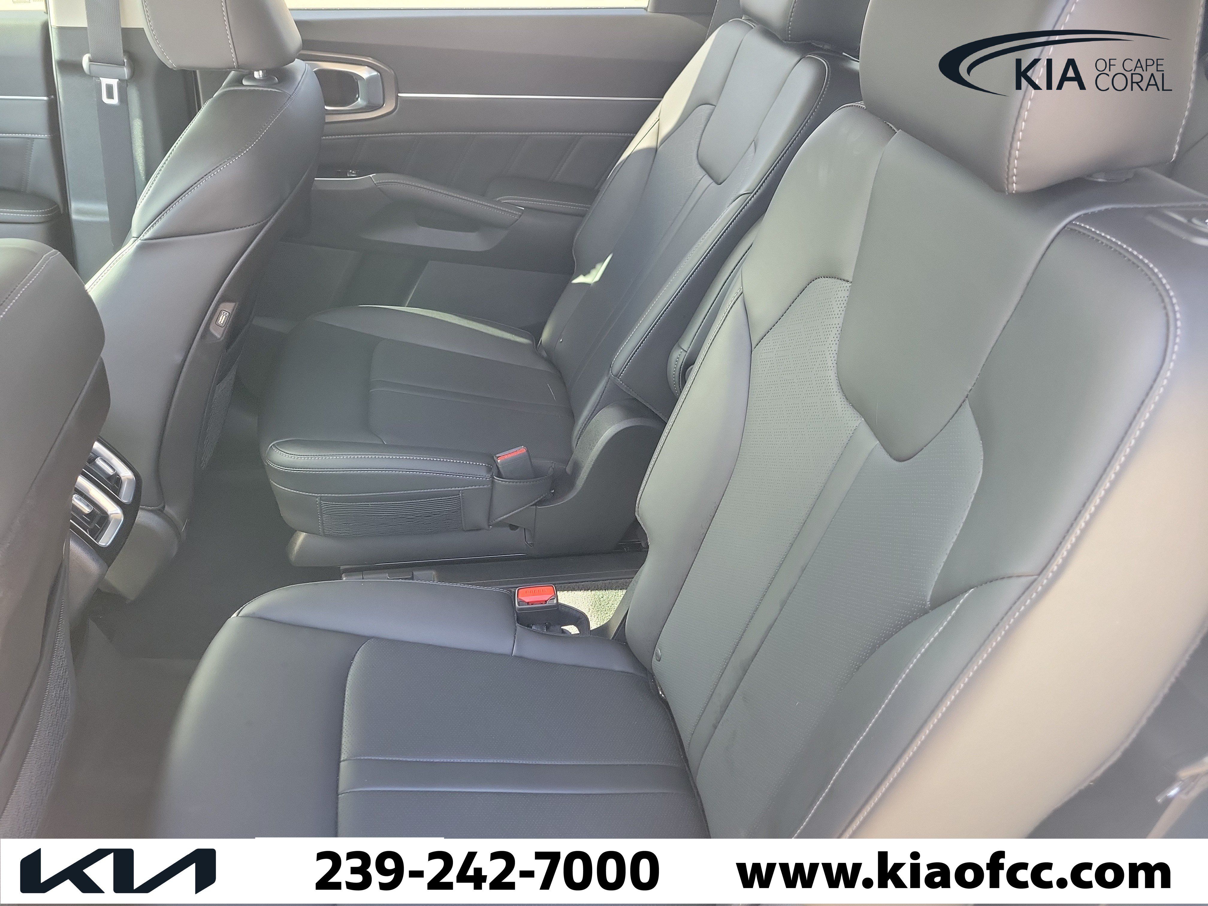 Certified 2023 Kia Sorento SX FWD image 12