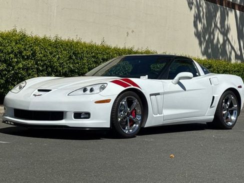 Used 2012 Chevrolet Corvette Grand Sport w/ 3LT Preferred Equipment Group image 8