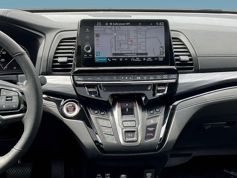 Used 2026 Honda Odyssey Elite image 9