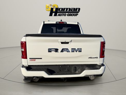 Used 2025 RAM 1500 Big Horn AWD/4WD image 4