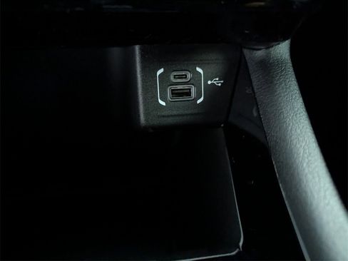 New 2026 Jeep Compass Latitude image 22