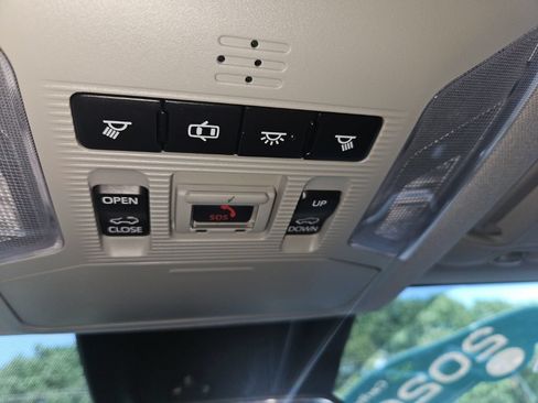 Used 2020 Toyota RAV4 XLE Premium AWD/4WD image 21