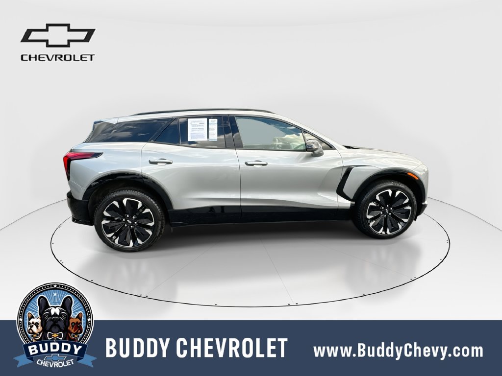 Used 2025 Chevrolet Blazer EV RS AWD/4WD image 9