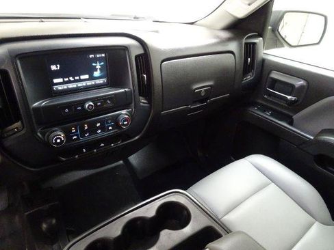 Used 2019 Chevrolet Silverado 1500 W/T w/ WT Convenience Package AWD/4WD image 29