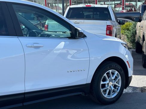 Used 2023 Chevrolet Equinox LT w/ Driver Convenience Package AWD/4WD image 4