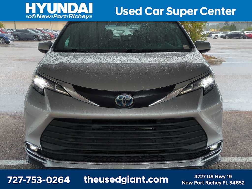 Used 2022 Toyota Sienna XLE FWD image 8