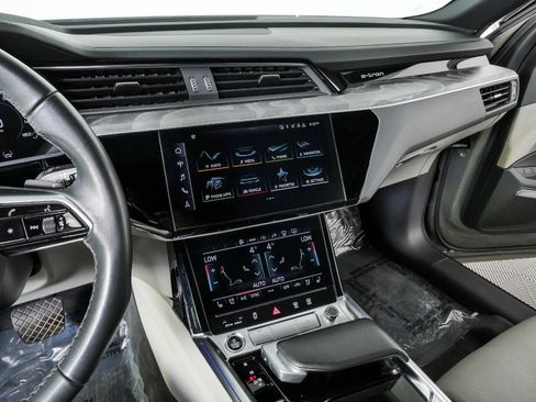 Used 2023 Audi e-tron Chronos w/ Chronos Package AWD/4WD image 14