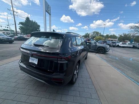 Certified 2025 Volkswagen Taos S AWD/4WD image 16