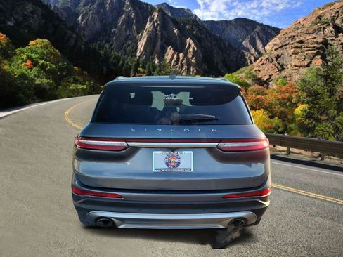 Used 2021 Lincoln Corsair Reserve w/ Equipment Group 201A image 4