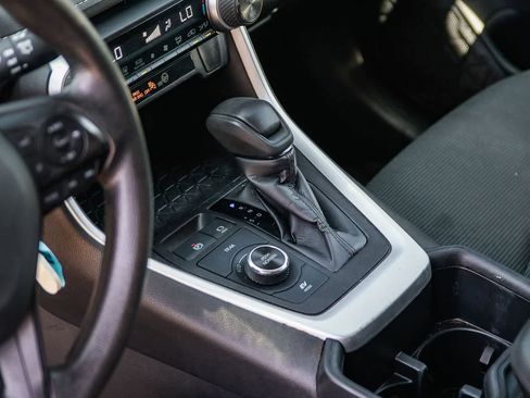 Used 2023 Toyota RAV4 LE image 19