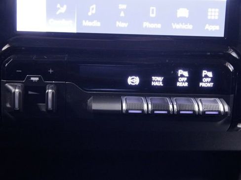 Used 2024 RAM 2500 Laramie image 29